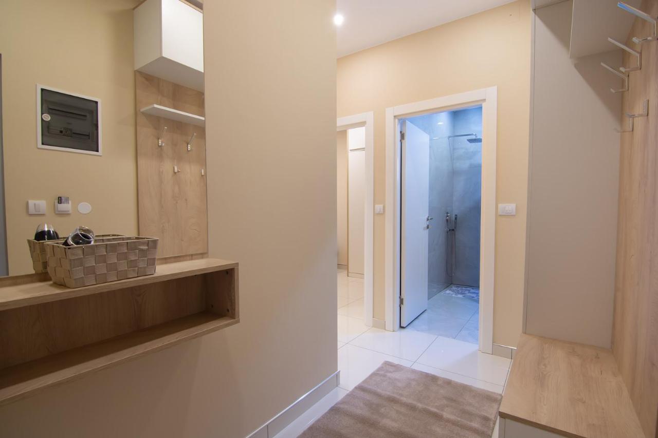 Jana Apartmani Белград Екстериор снимка