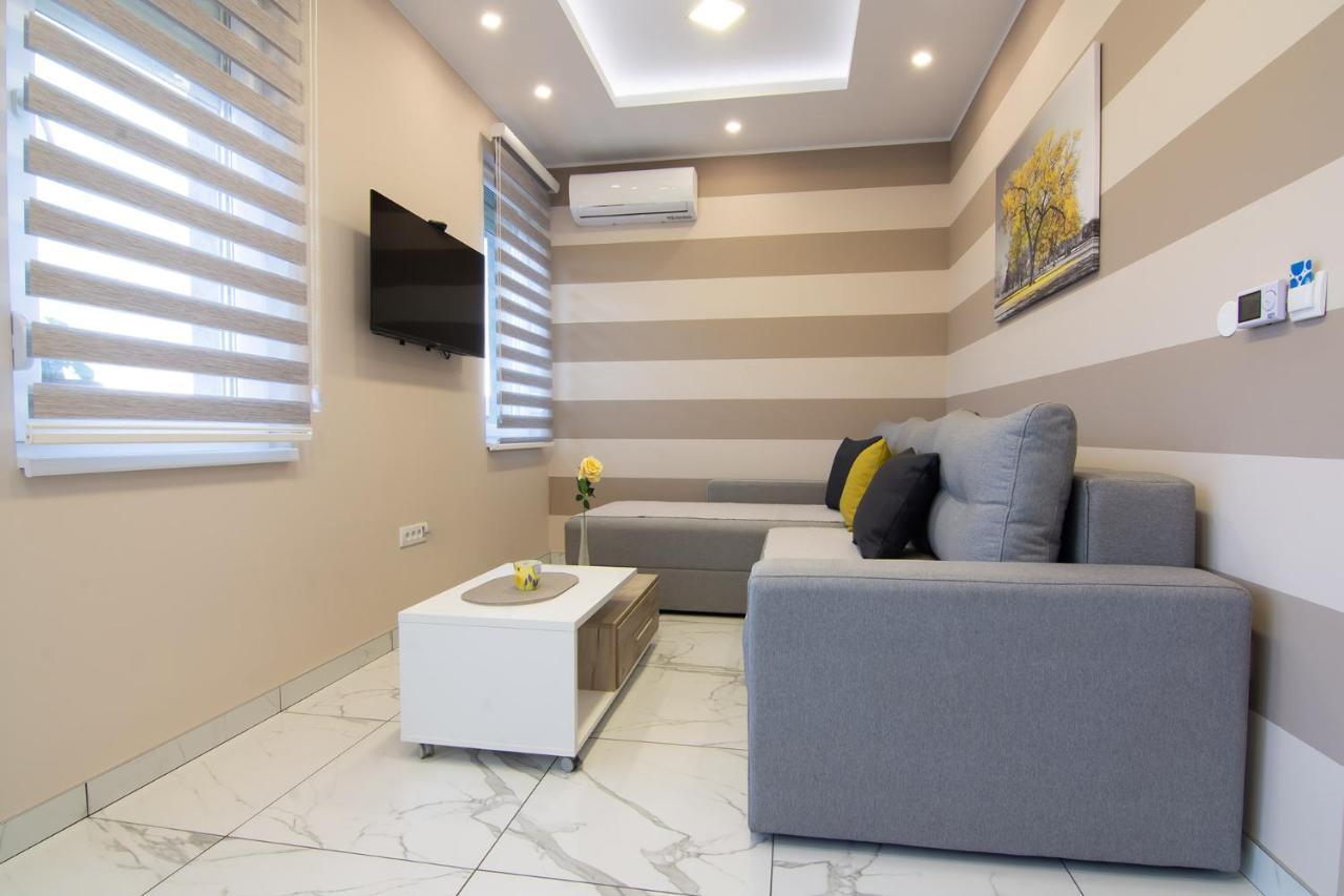 Jana Apartmani Белград Екстериор снимка