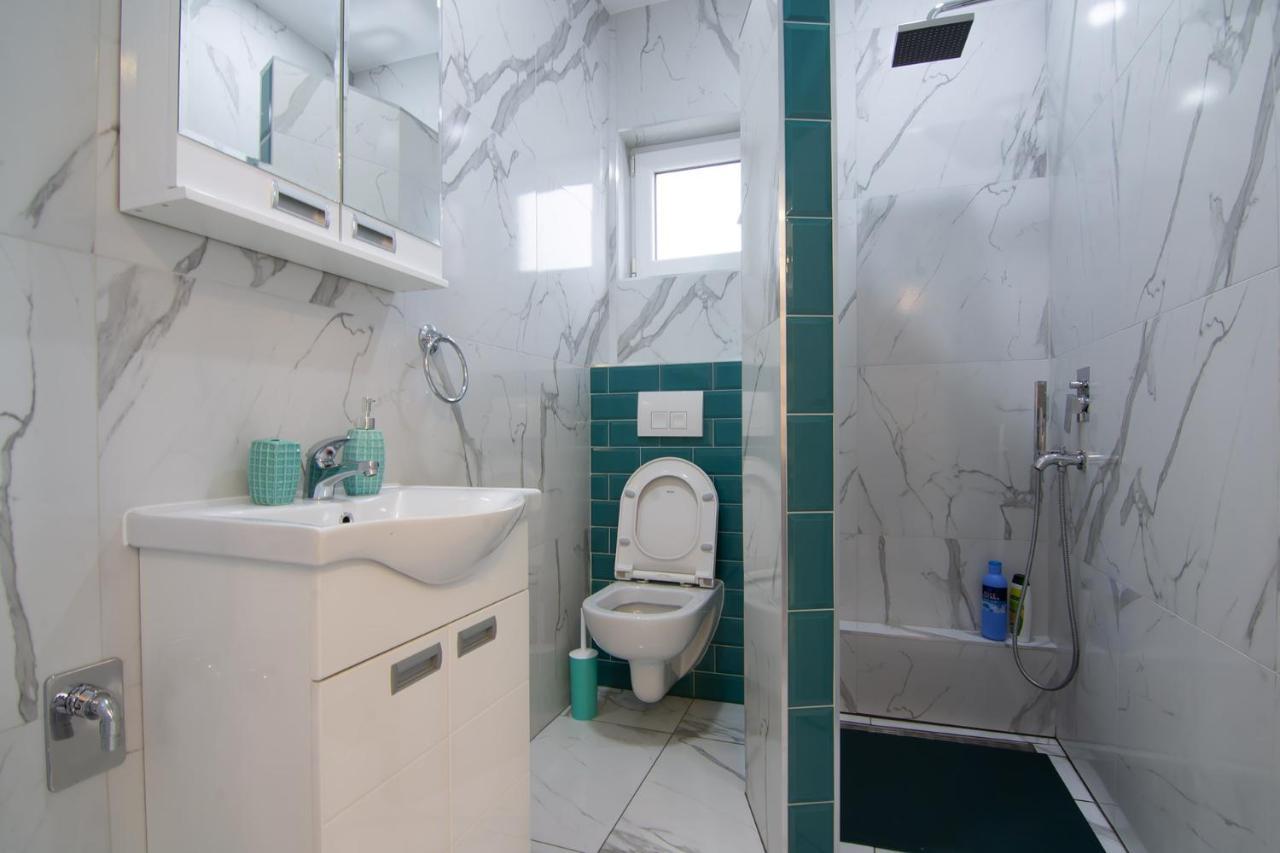 Jana Apartmani Белград Екстериор снимка
