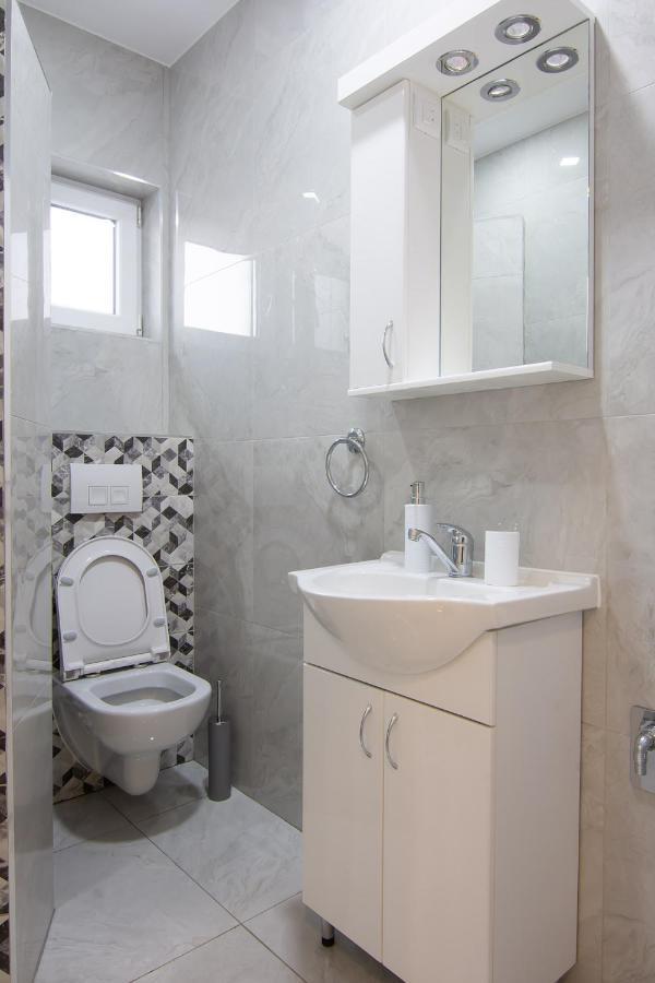 Jana Apartmani Белград Екстериор снимка
