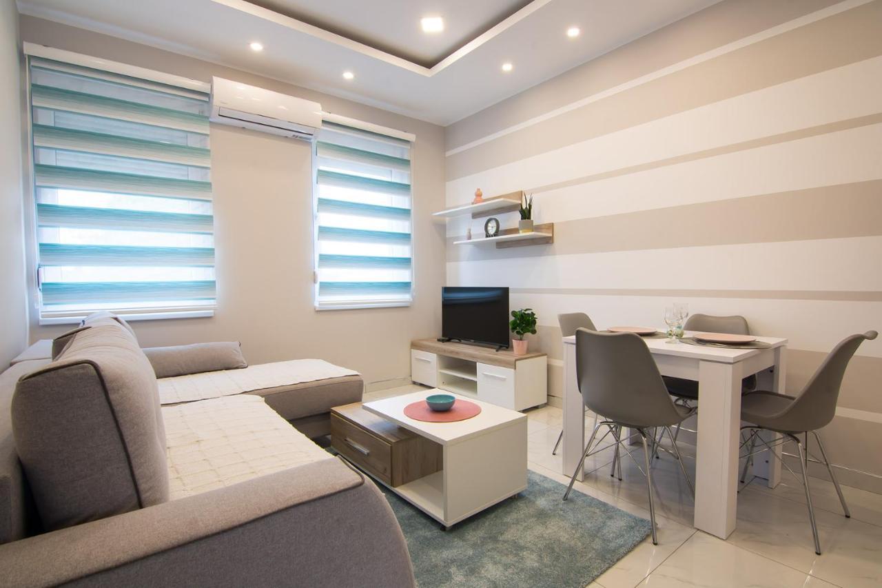 Jana Apartmani Белград Екстериор снимка